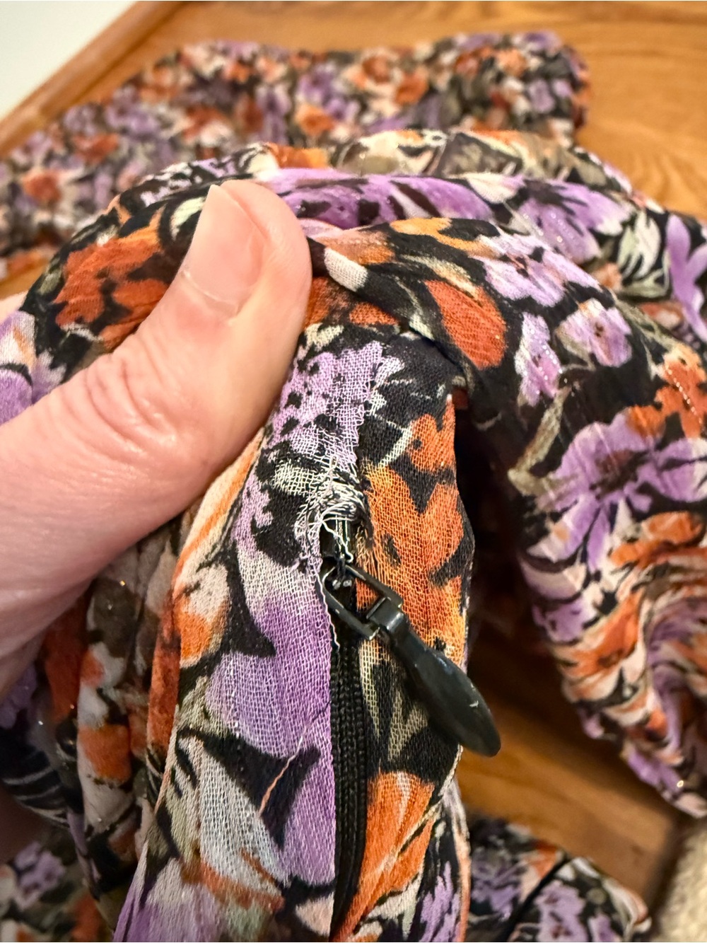 ASTR the label Sylvie Floral Maxi Dress Size Medium - Picture 14 of 14